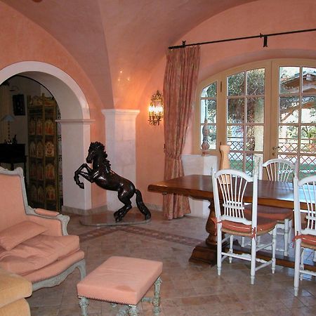 Bed and Breakfast Le Mazet De La Dame Barbentane Exteriér fotografie
