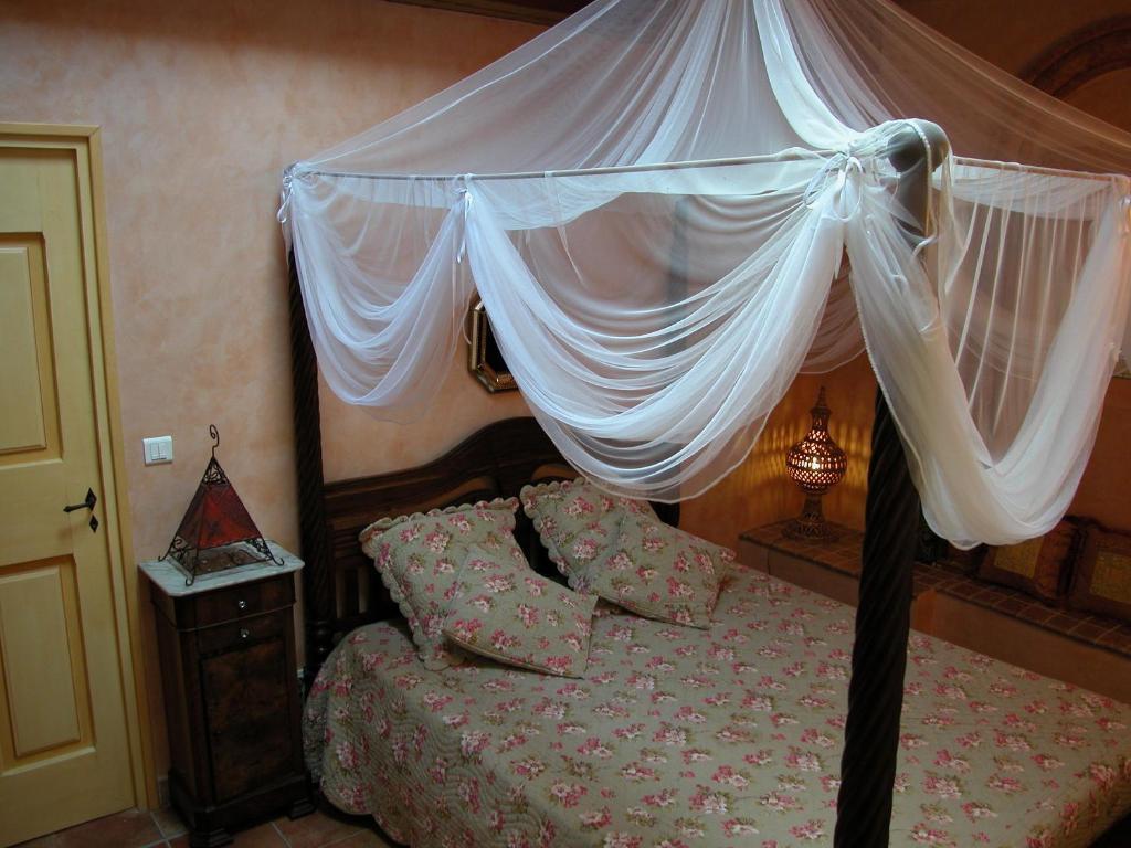 Bed and Breakfast Le Mazet De La Dame Barbentane Pokoj fotografie