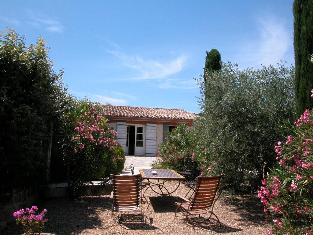 Bed and Breakfast Le Mazet De La Dame Barbentane Pokoj fotografie